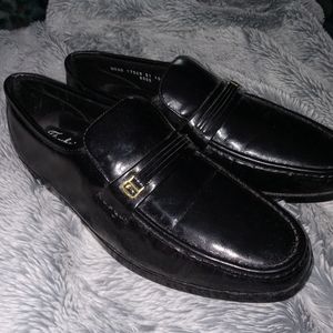 New never worn Florshiem shoe company 💯 soft leather dress shoe